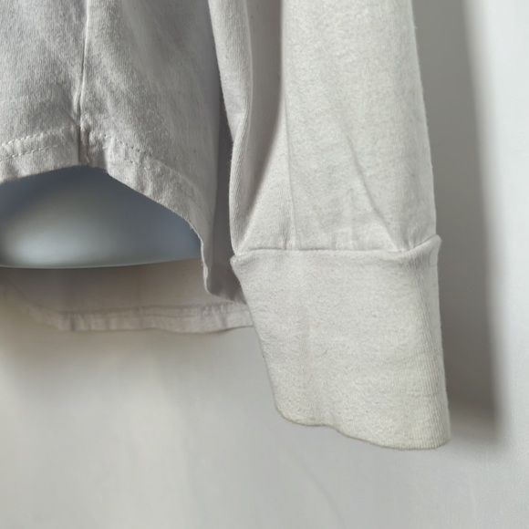 💥💥Hollister XL White Floral Long Sleeved Tee - Picture 6 of 12